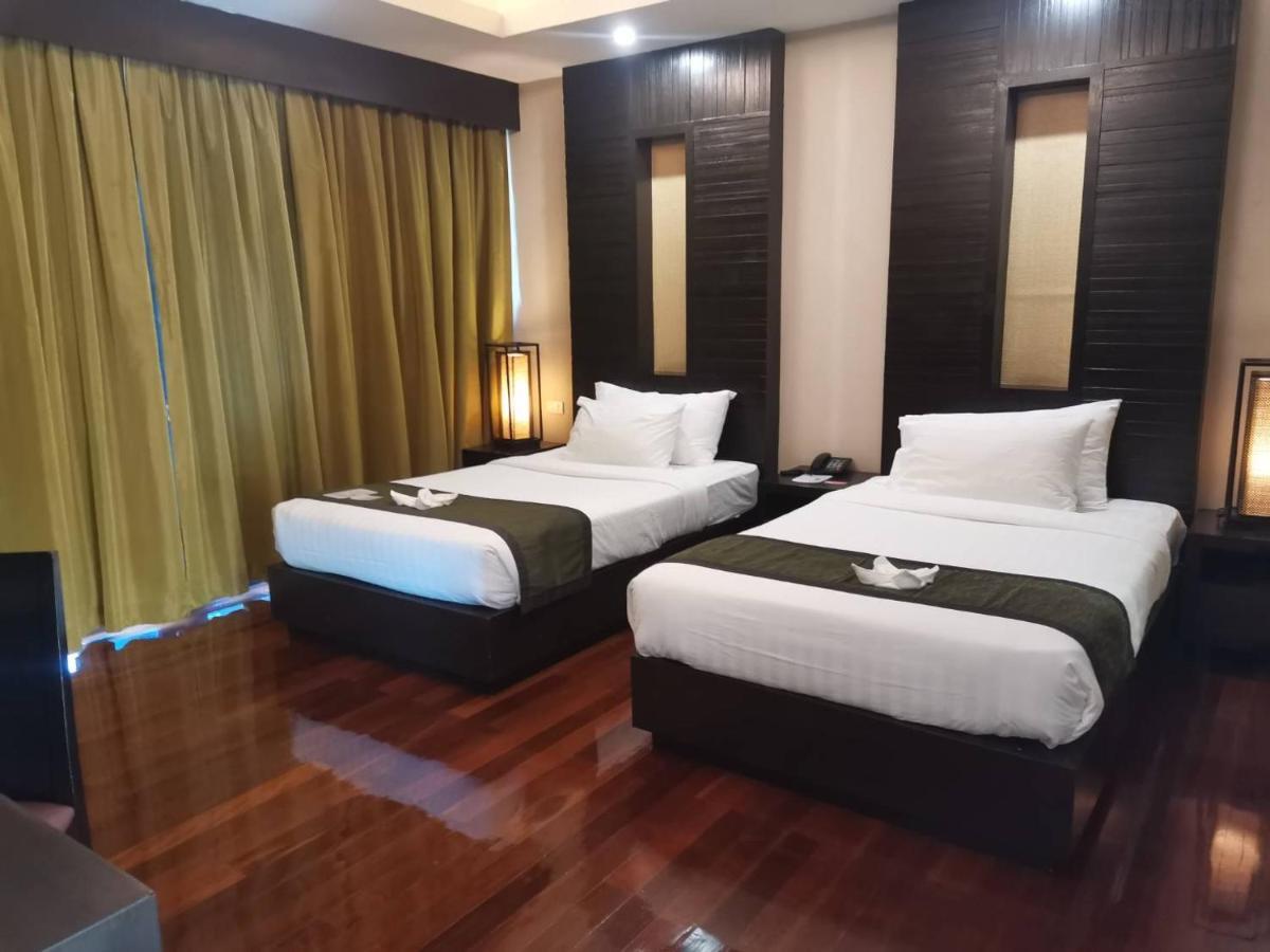 Yodia Heritage Hotel Phitsanulok Exterior foto