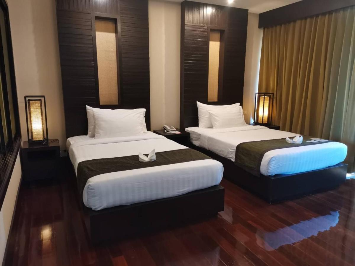 Yodia Heritage Hotel Phitsanulok Exterior foto